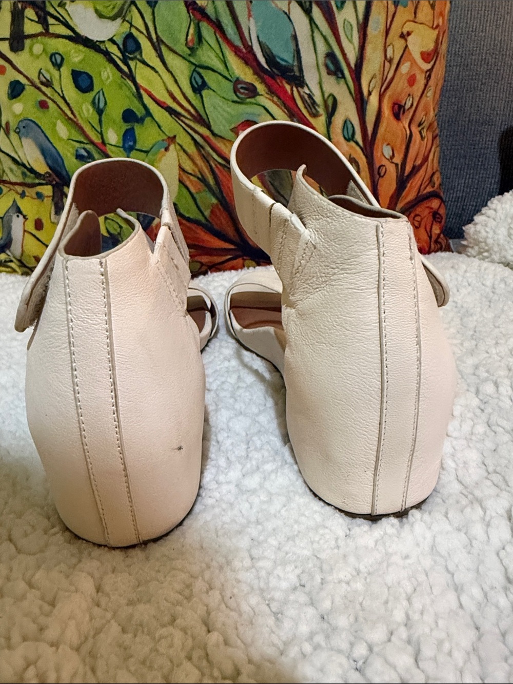 Gentle Souls-Womens Ankle-Strap Wedge Sandals in Cream - Picture 5 of 7